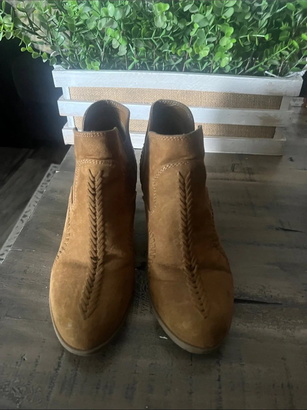 Indigo Men's Chukka Boots in Tan Suede with Braided Stitch